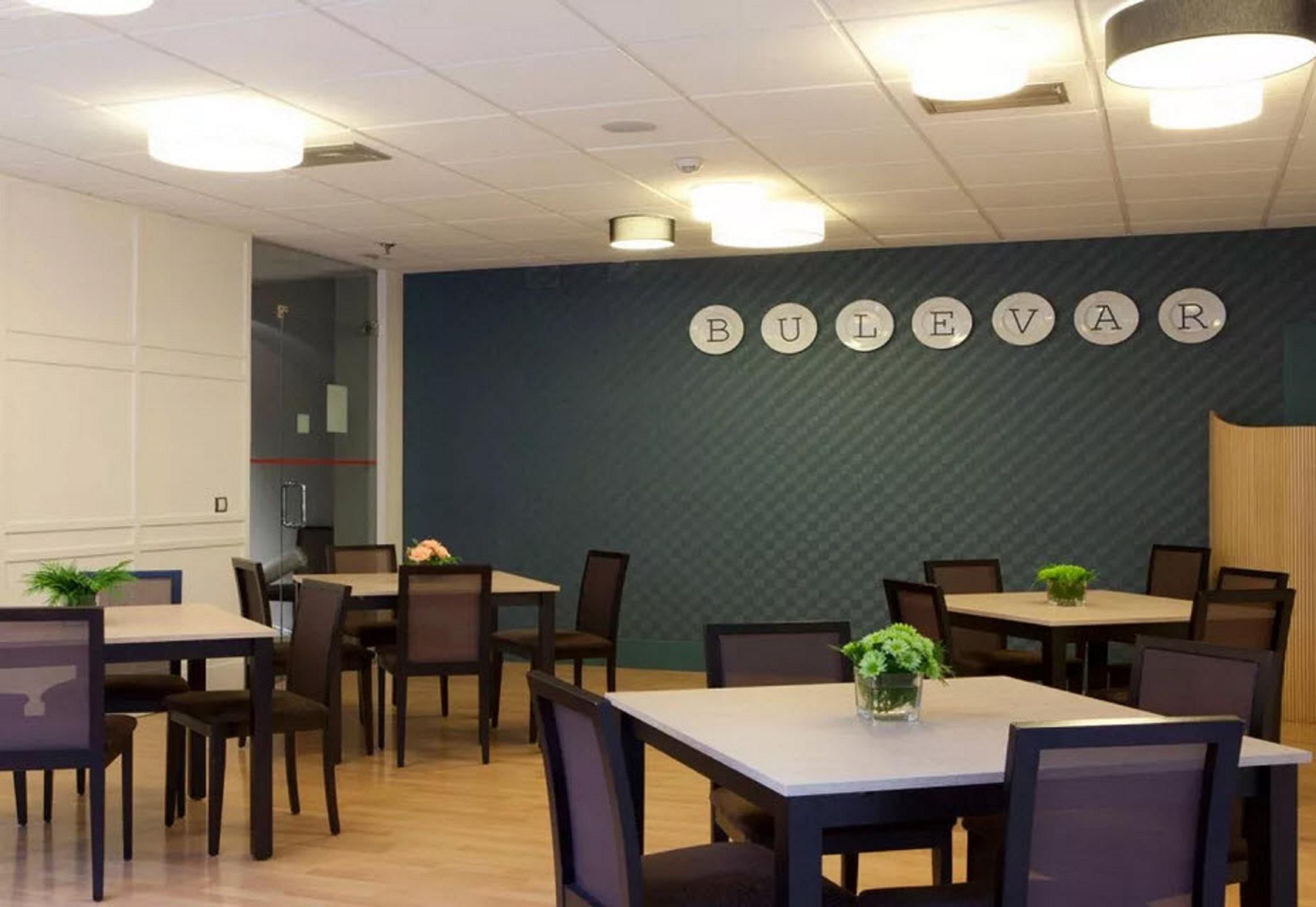 Rice Bulevar Burgos Ngoại thất bức ảnh